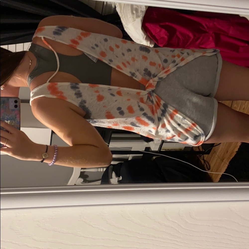 Tank top - Picture 2 of 2